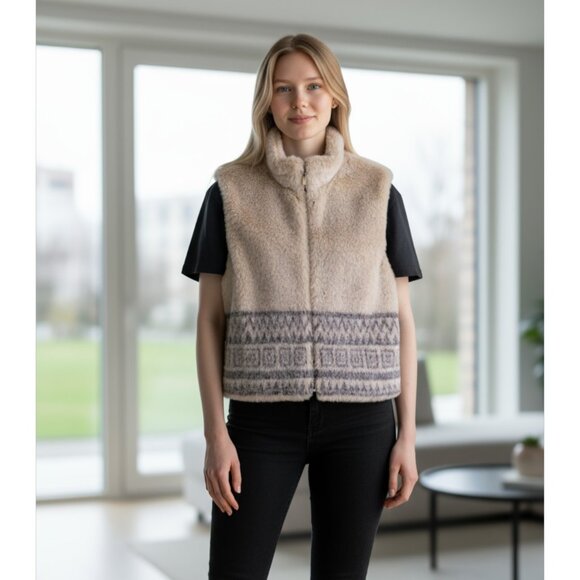 Mondi Escada Beige Faux Fur Vest Geometric Print Zip Front Winter Chic Size 42 - Picture 1 of 5